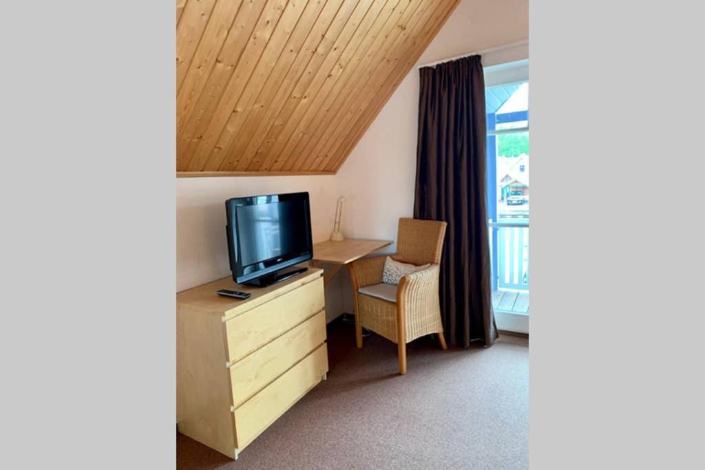 Ferienhaus Mit Bootssteg Am See In Rheinsberg Exteriör bild
